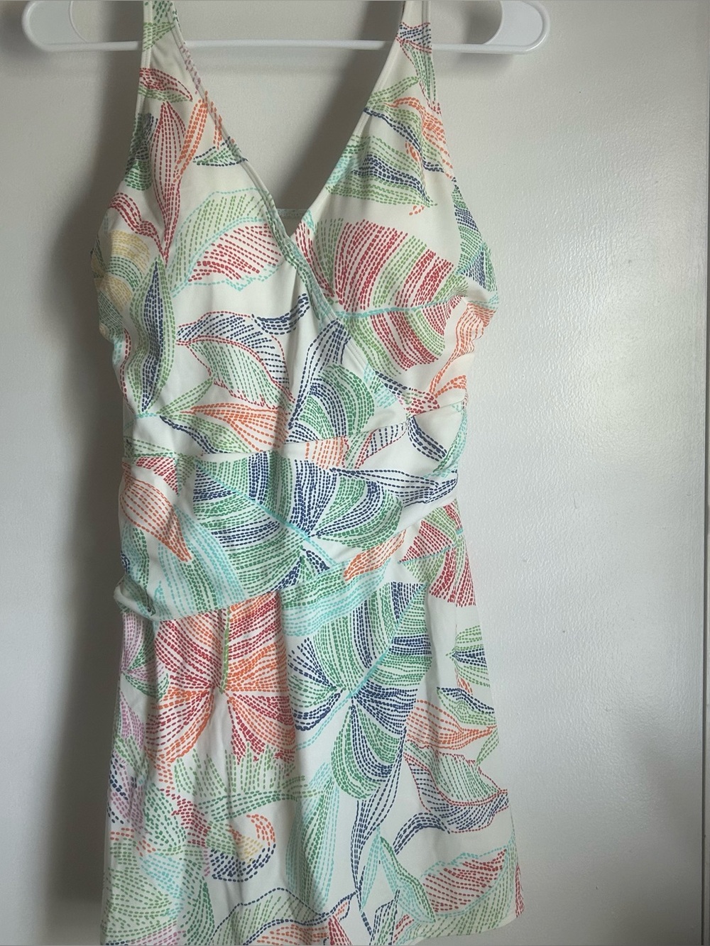 Leaf-Print V-Neck One-Piece Swimsuit in White with Multicolor Leaves
